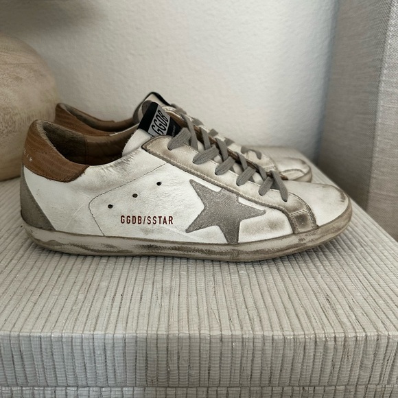 Golden Goose White and Gray Sneakers with Brown Details - Picture 1 of 6
